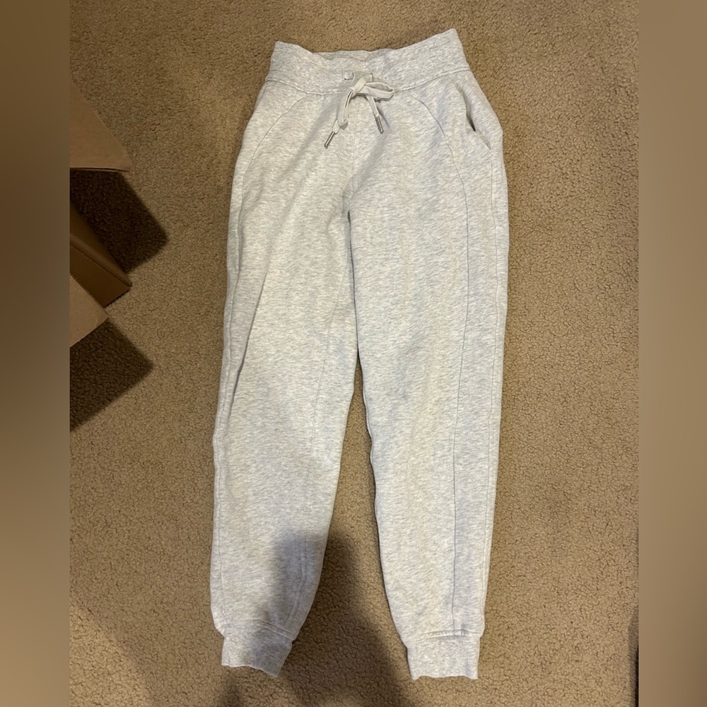 lululemon athletica high rise jogger short length
